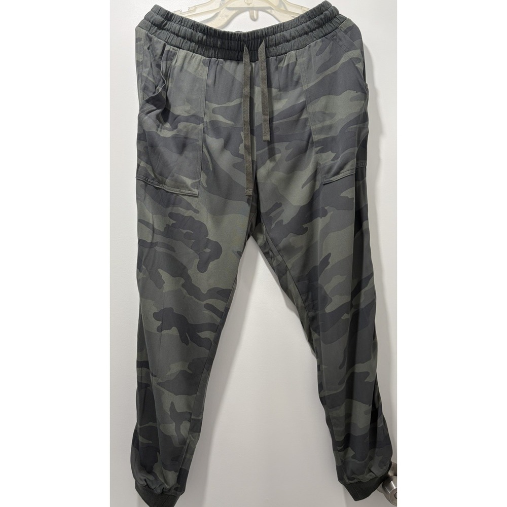 Camo  Soft Jogger Pants Women's Size M/M High Rise Pull On Pockets Ankle Cuffs
